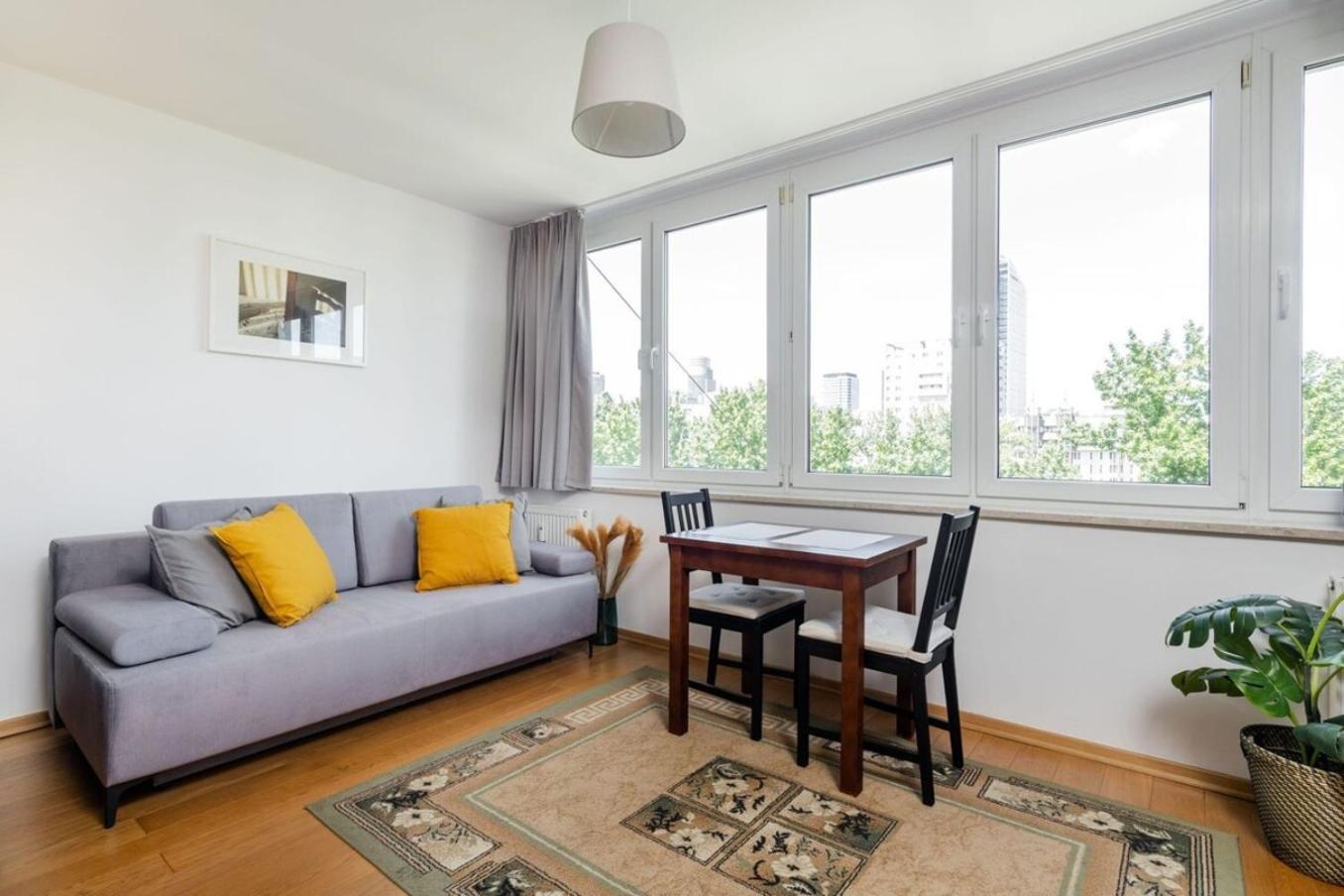 Golden Oasis Center Apartament Warszawa